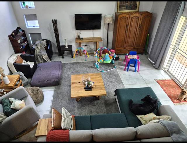 3 BEDROOM HOUSE FOR SALE IN VILLIERIA